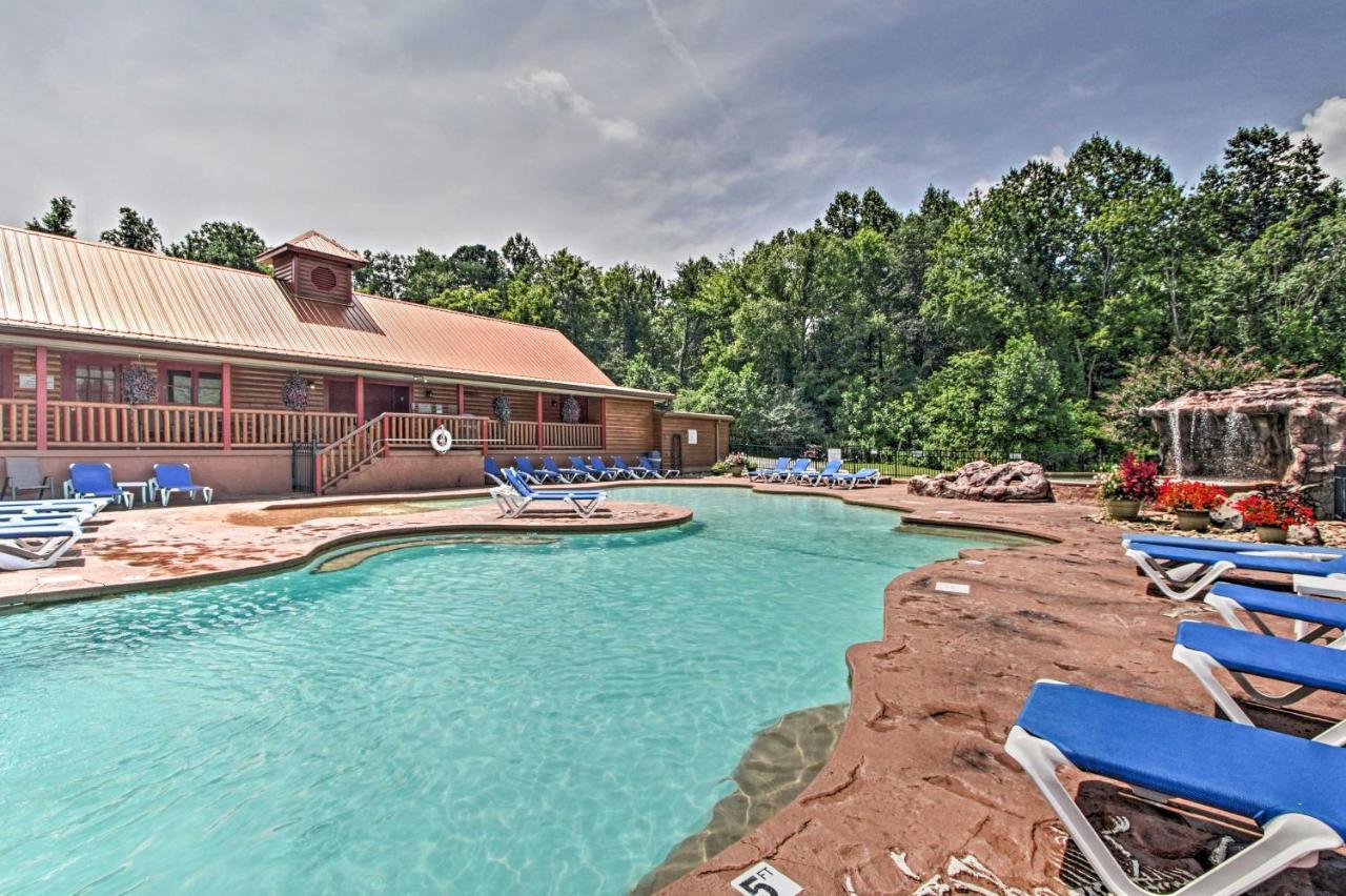 Gatlinburg Cabin With Resort Pool By National Park! Exterior photo